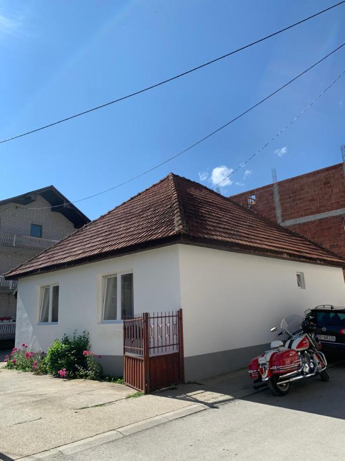 Lejla'S Guesthouse Gusinje Exterior photo